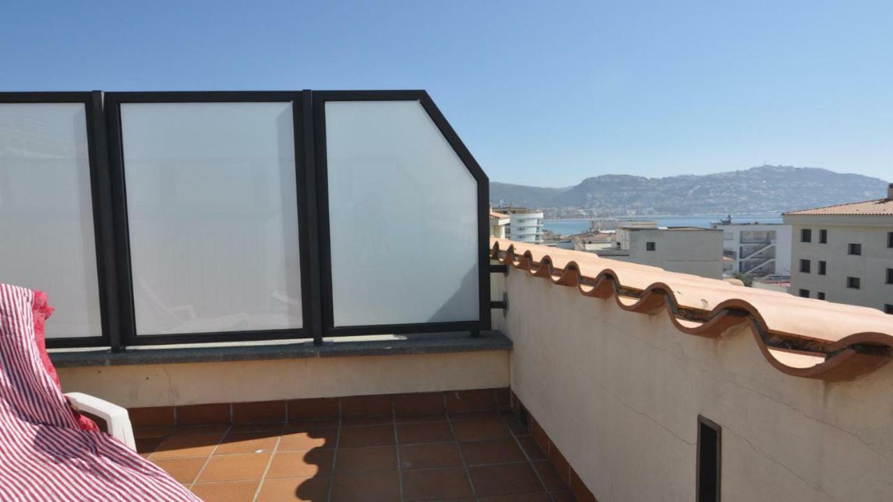 Roses Confort Beach Ev Milleni Exterior photo